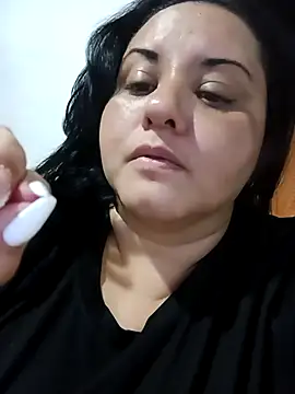 tetasgrandes karol online show from February 23, 2025, 12:30 am