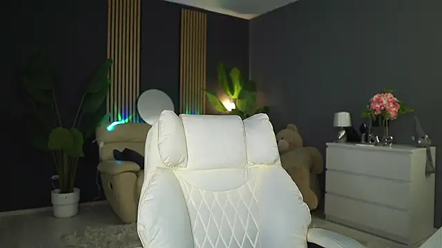 SweetBlondy35 online show from March 20, 2026, 5:29 pm