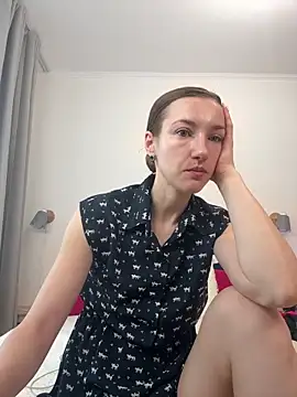 KateRedgar online show from June 8, 2026, 9:09 am