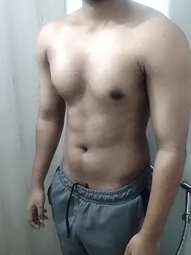 hottboy 39 online show from February 1, 2026, 9:46 pm