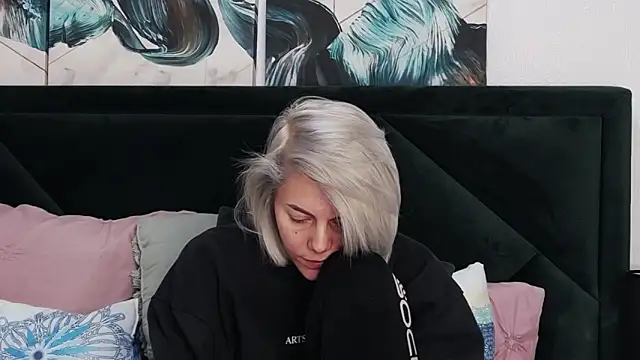 tanyagrey online show from March 2, 2026, 7:15 am