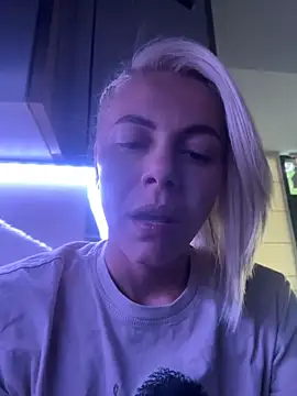 tanyagrey online show from May 25, 2026, 6:52 am
