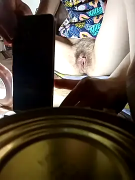 Holly Bette online show from January 10, 2025, 8:40 am