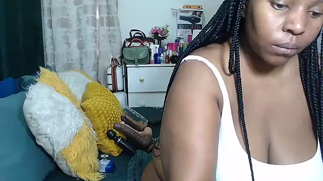 GaggingQueenxx online show from June 6, 2026, 7:02 am