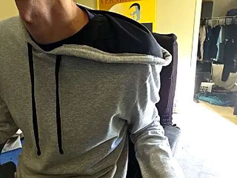 Migaruo online show from March 9, 2026, 9:19 pm