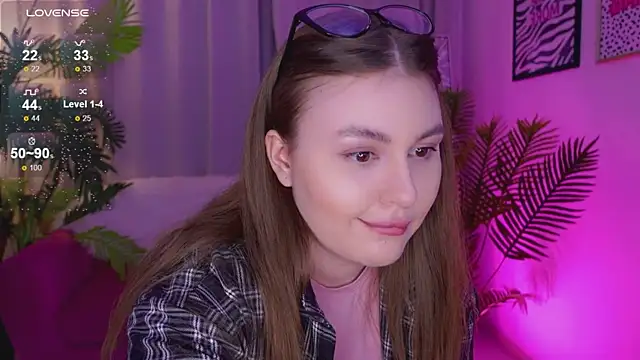 Mia  Peach online show from February 27, 2025, 3:04 am