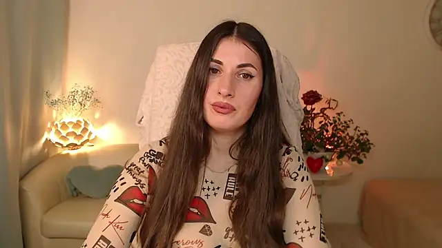 MaryMalory11 online show from April 7, 2026, 5:35 pm