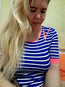 Snapshot of lamorbosa37 chatting on December 17, 2024, 5:26 pm lamorbosa37 online show from December 17, 2024, 5:26 pm