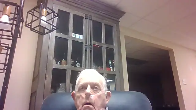 bootlegmanz online show from October 27, 2025, 1:48 pm