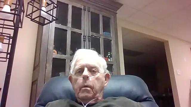 Snapshot of bootlegmanz chatting on January 17, 2026, 7:17 pm bootlegmanz online show from January 17, 2026, 7:17 pm