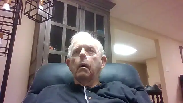 Snapshot of bootlegmanz chatting on February 6, 2026, 12:41 pm bootlegmanz online show from February 6, 2026, 12:41 pm