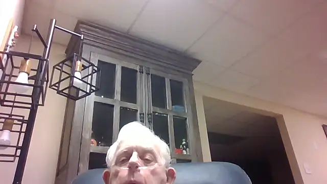 Snapshot of bootlegmanz chatting on February 7, 2026, 1:26 pm bootlegmanz online show from February 7, 2026, 1:26 pm