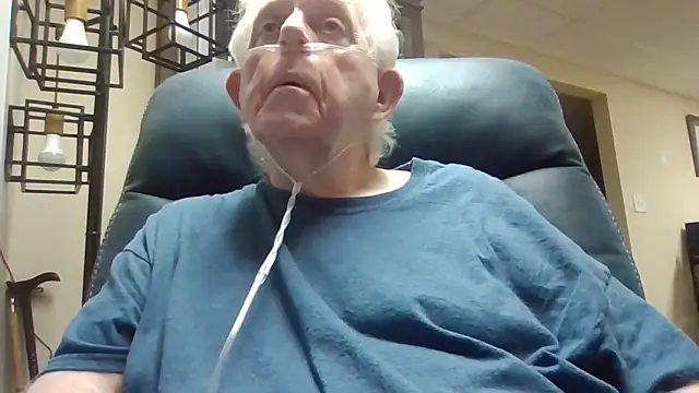 bootlegmanz online show from April 9, 2026, 4:45 pm