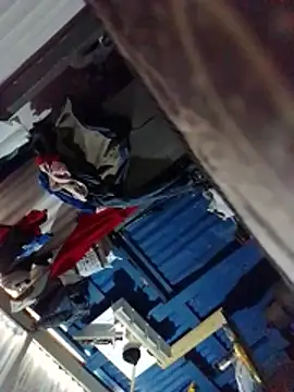 Algenis1232 online show from November 19, 2025, 11:43 am