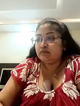 Snapshot of LAVERNIYA_ chatting on January 1, 2025, 2:52 pm LAVERNIYA  online show from January 1, 2025, 2:52 pm
