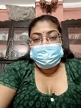 Snapshot of LAVERNIYA_ chatting on January 5, 2025, 11:59 am LAVERNIYA  online show from January 5, 2025, 11:59 am