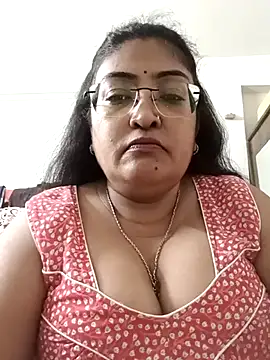 Snapshot of LAVERNIYA_ chatting on September 20, 2025, 10:05 am LAVERNIYA  online show from September 20, 2025, 10:05 am
