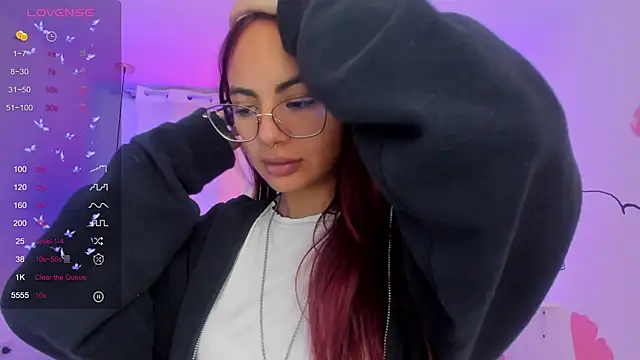 Snapshot of sophiecherry_ chatting on January 11, 2025, 10:07 pm sophiecherry  online show from January 11, 2025, 10:07 pm