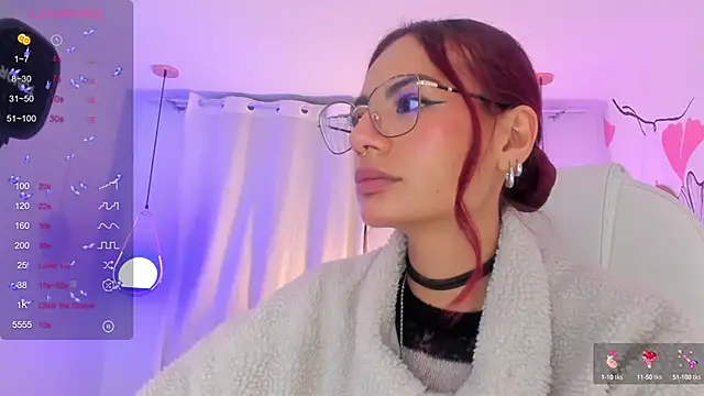 Snapshot of sophiecherry_ chatting on January 28, 2025, 2:11 am sophiecherry  online show from January 28, 2025, 2:11 am