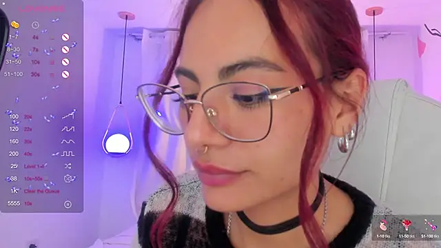 Snapshot of sophiecherry_ chatting on January 28, 2025, 8:14 am sophiecherry  online show from January 28, 2025, 8:14 am