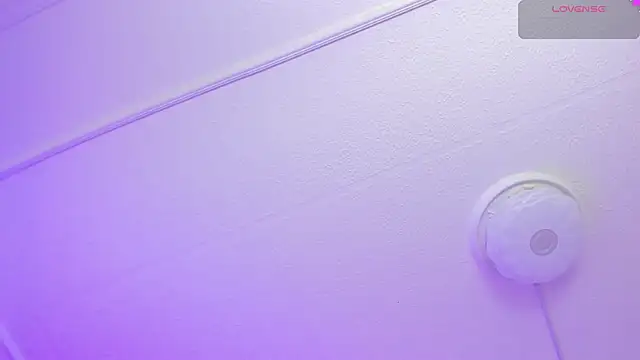 Snapshot of sophiecherry_ chatting on March 11, 2025, 8:41 am sophiecherry  online show from March 11, 2025, 8:41 am