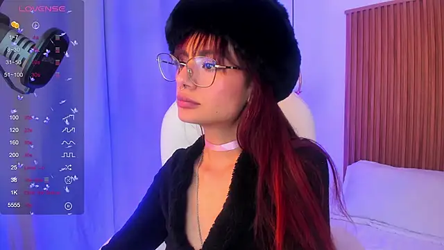 Snapshot of sophiecherry_ chatting on September 24, 2025, 1:53 am sophiecherry  online show from September 24, 2025, 1:53 am
