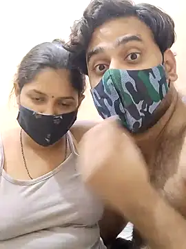 IND COUPLE1 online show from January 9, 2025, 4:39 pm