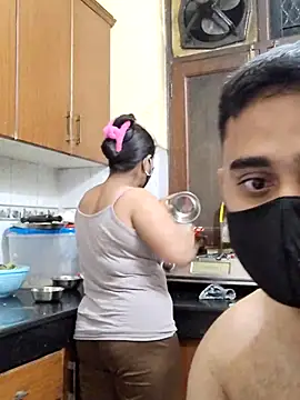 IND COUPLE1 online show from February 26, 2025, 9:58 pm