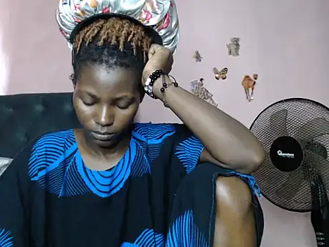 TrishaKalid online show from March 13, 2025, 10:57 am