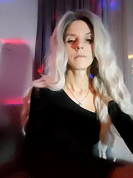 Snapshot of _LittleAngel_ chatting on December 31, 2024, 9:28 pm  LittleAngel  online show from December 31, 2024, 9:28 pm