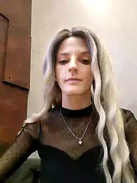 Snapshot of _LittleAngel_ chatting on January 6, 2025, 6:25 am  LittleAngel  online show from January 6, 2025, 6:25 am