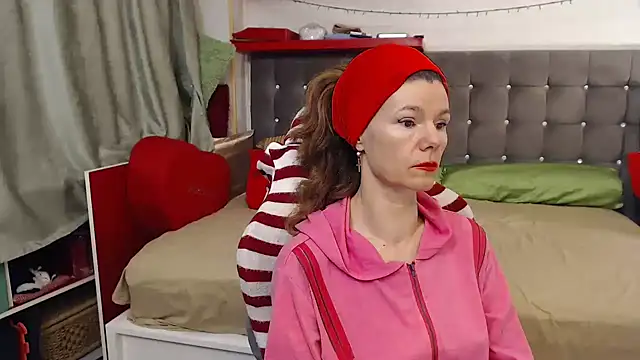 kellyterapy online show from December 1, 2025, 11:10 pm