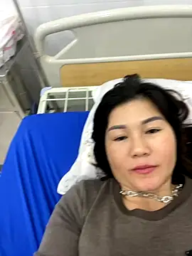 Snapshot of Ory22 chatting on November 24, 2025, 10:48 am Ory22 online show from November 24, 2025, 10:48 am