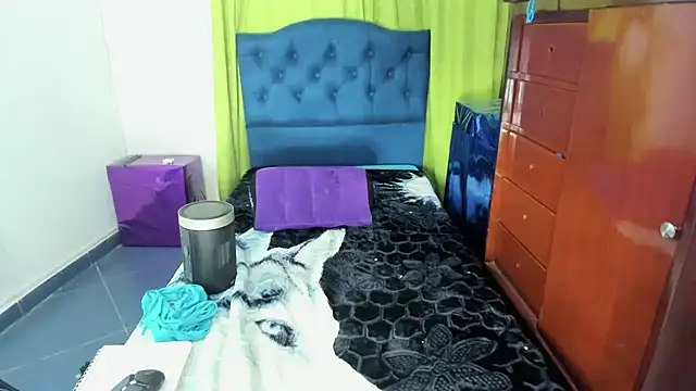Snapshot of _Angelinaandrade_ chatting on January 14, 2025, 11:05 pm  Angelinaandrade  online show from January 14, 2025, 11:05 pm