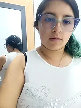Snapshot of _Angelinaandrade_ chatting on September 9, 2025, 1:27 am  Angelinaandrade  online show from September 9, 2025, 1:27 am