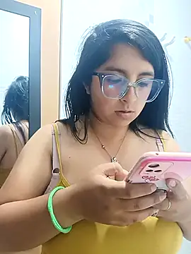 Snapshot of _Angelinaandrade_ chatting on September 25, 2025, 1:09 am  Angelinaandrade  online show from September 25, 2025, 1:09 am