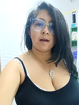 Snapshot of _Angelinaandrade_ chatting on September 30, 2025, 1:10 am  Angelinaandrade  online show from September 30, 2025, 1:10 am