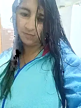 Snapshot of _Angelinaandrade_ chatting on October 17, 2025, 1:31 am  Angelinaandrade  online show from October 17, 2025, 1:31 am