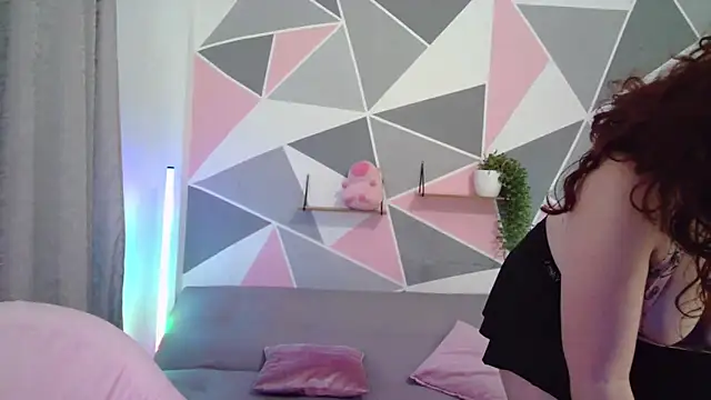 AndrewAnndCherry online show from April 7, 2026, 11:59 pm