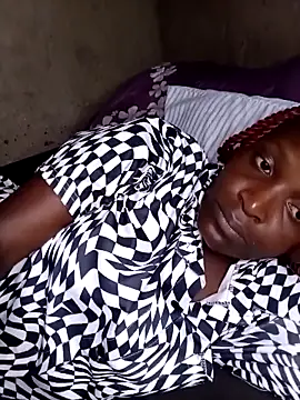 pretty prickle online show from November 29, 2025, 9:45 am