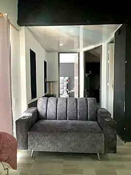 Snapshot of luisa16xxx chatting on October 16, 2025, 7:48 pm luisa16xxx online show from October 16, 2025, 7:48 pm