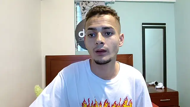 Jeffstyle18 online show from October 6, 2025, 10:29 pm