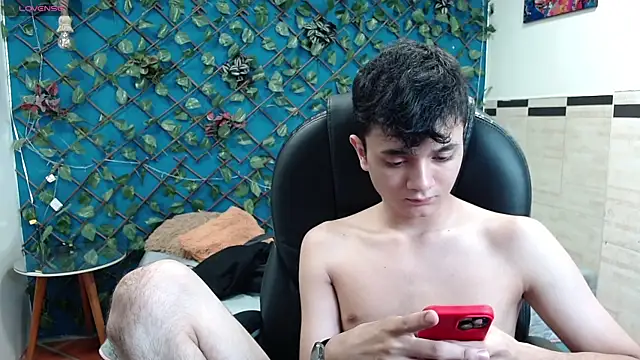 Waturox online show from October 4, 2025, 7:23 pm