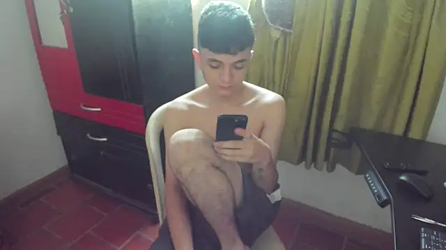 Waturox online show from April 2, 2026, 8:39 pm