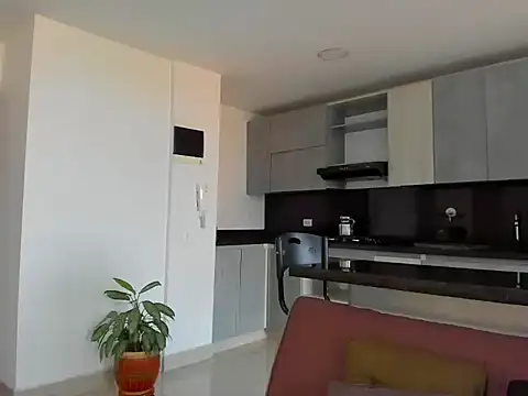 Alexander Martines online show from November 29, 2025, 9:40 pm