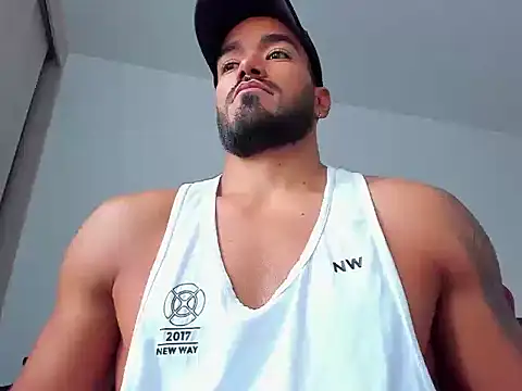 Alexander Martines online show from June 7, 2026, 7:28 pm