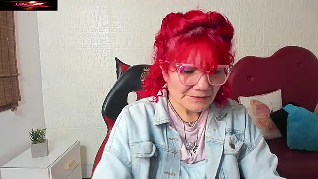 Salomeediaz  online show from February 27, 2025, 9:04 pm