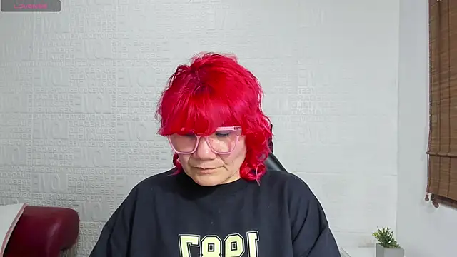 Salomeediaz  online show from March 6, 2025, 8:05 pm