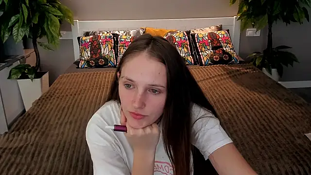 PamelaXX  online show from October 8, 2025, 7:44 pm