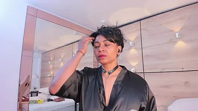 martina touss online show from October 24, 2025, 11:50 am